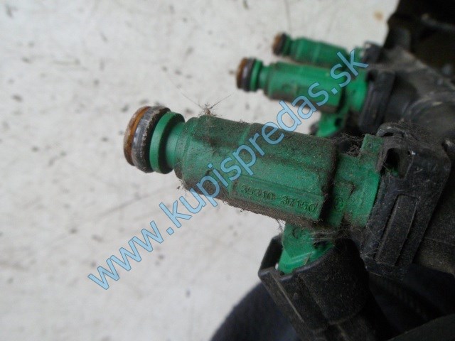 tryska na hyundai accent 1,4i, vstrekovač, 35310-37150